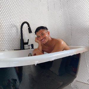 Meet your Posher, Daniel